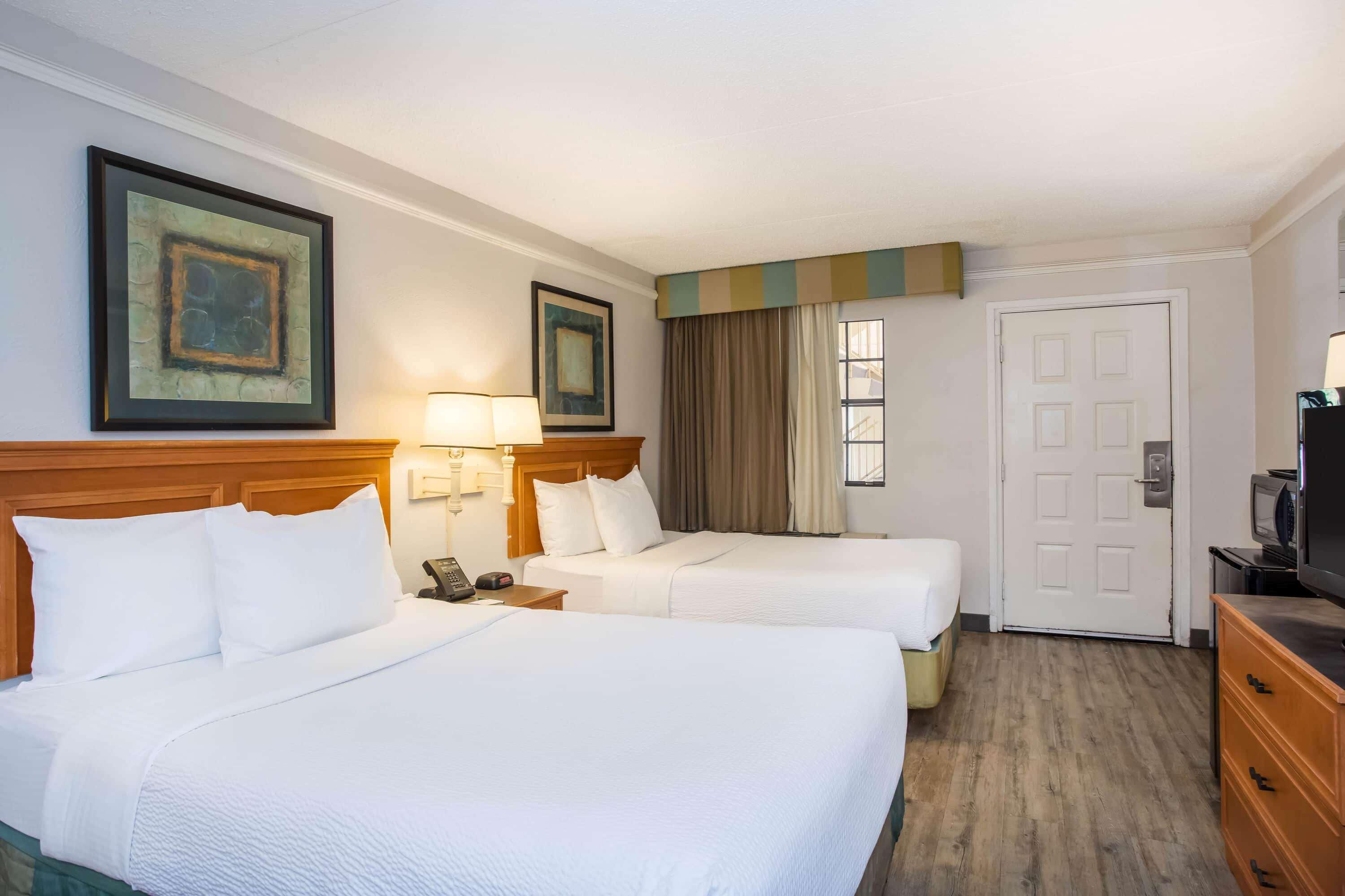 La Quinta Inn by Wyndham Tallahassee North Bagian luar foto