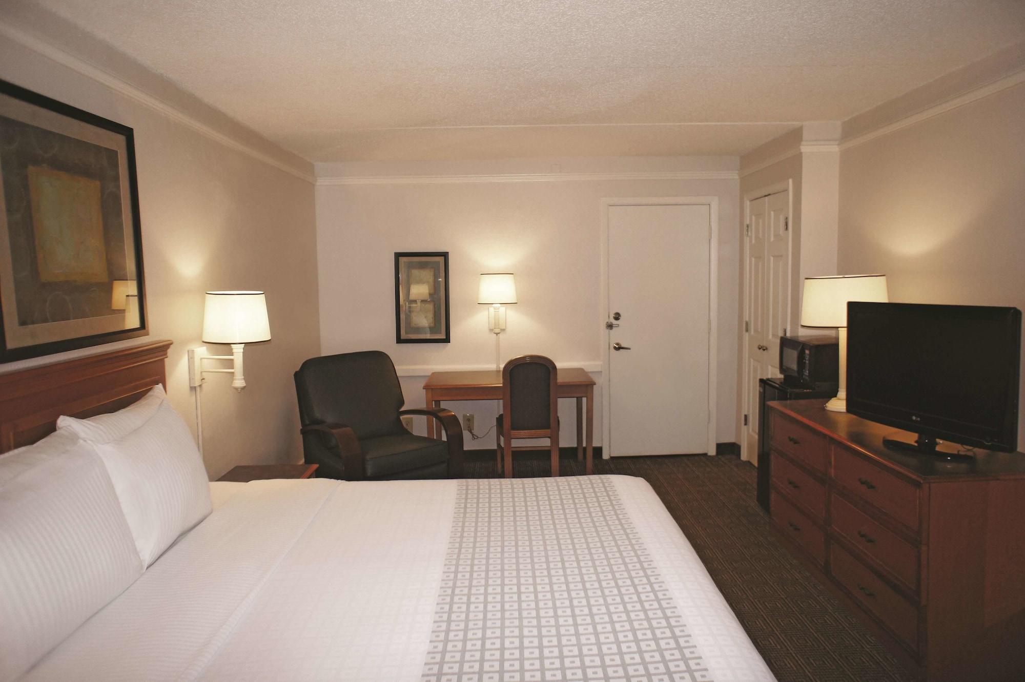 La Quinta Inn by Wyndham Tallahassee North Bagian luar foto