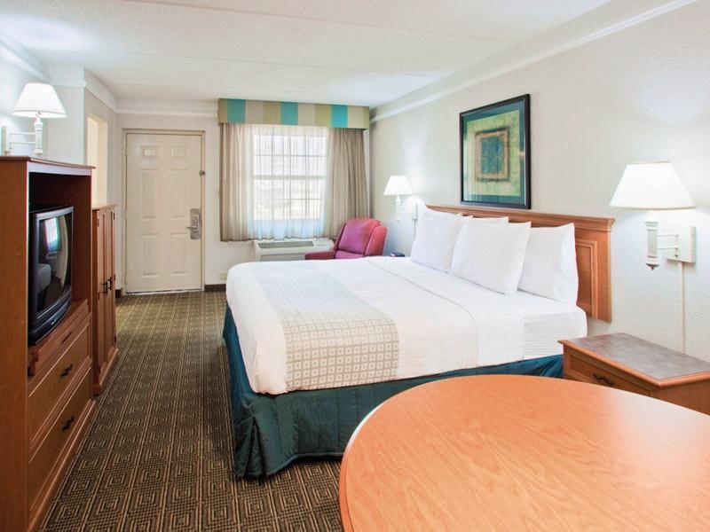 La Quinta Inn by Wyndham Tallahassee North Ruang foto