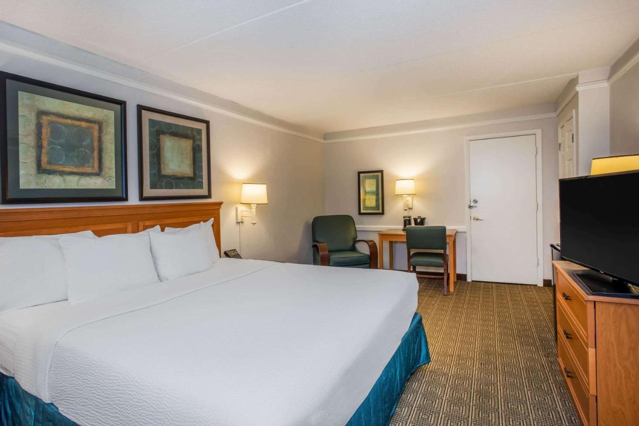 La Quinta Inn by Wyndham Tallahassee North Bagian luar foto